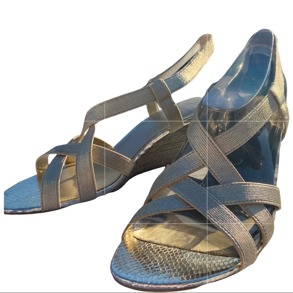 NWT Adrianna Papell Alba Platino Metallic gold and tan wedges / 9.5 / Inc. box - Picture 6 of 16